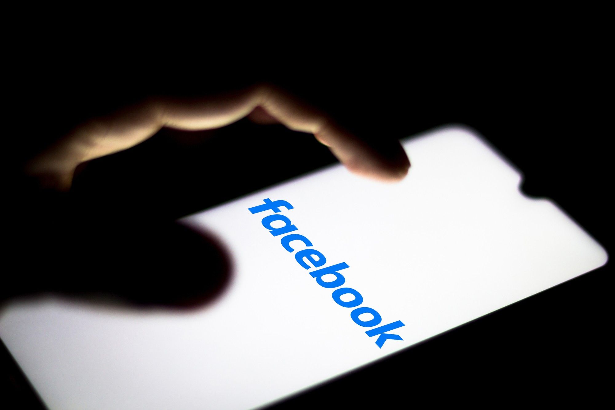 Facebook Faces New Mass Legal Action Over Data Sharing